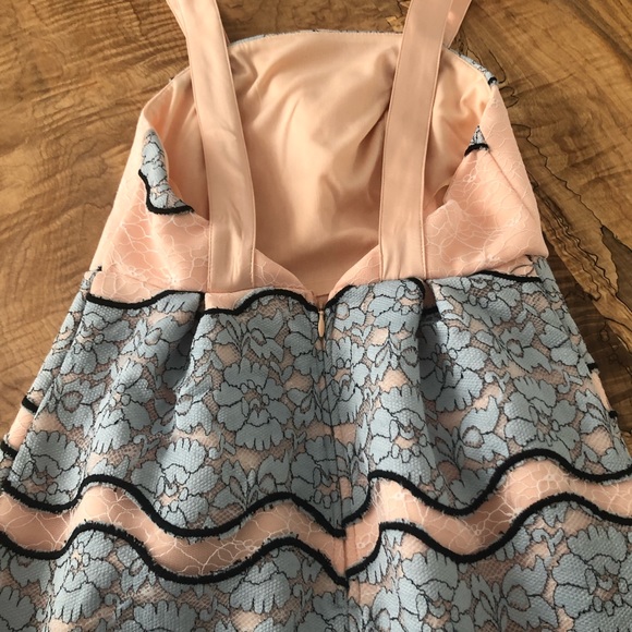 BNWT ASOS lace midi dress size 2 - Picture 2 of 3